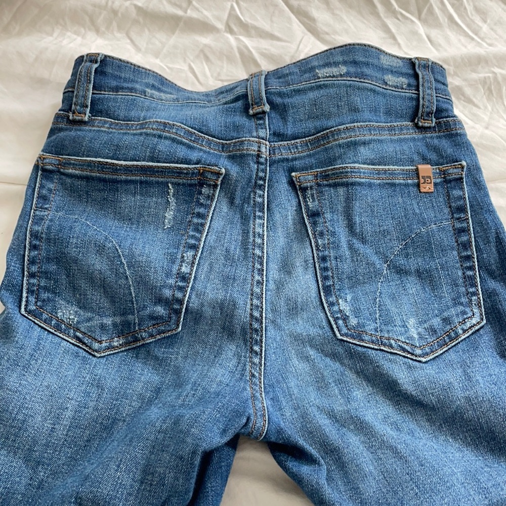 Cute cuffed Joe’s jeans!